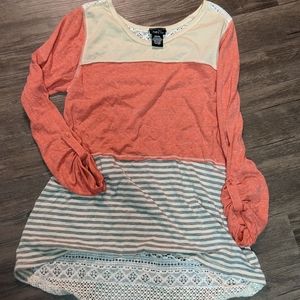 Bundle 3 for $15: Crocheted detailed tunic.